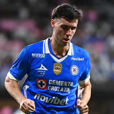 José Paradela no juega el Pumas vs Cruz Azul