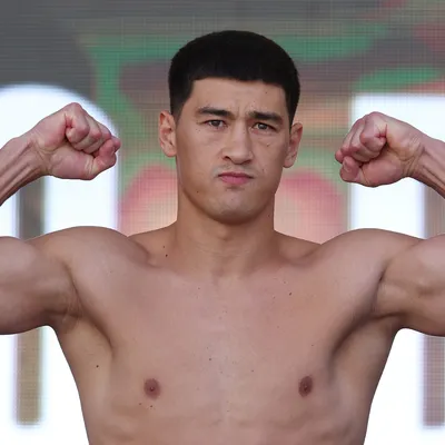 Dmitry Bivol reveló la lista de tres rivales a los que desea enfrentar