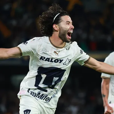 Chino Huerta se estrena con golazo ante Cruz Azul