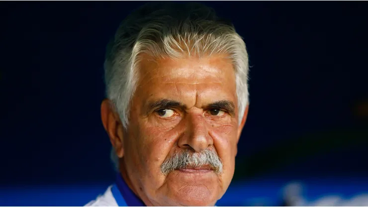 Tuca Ferretti apunta contra el América.