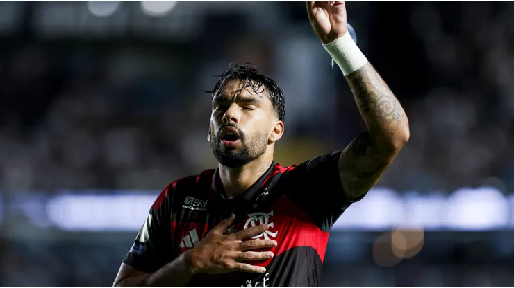 Flamengo visita a Estudiantes en La Plata.