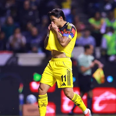 Víctor Dávila regresa a los entrenamientos con América: ¿Se queda o se va?