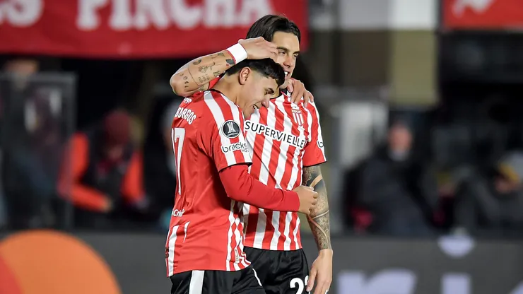 Estudiantes recibe a Flamengo en La Plata.