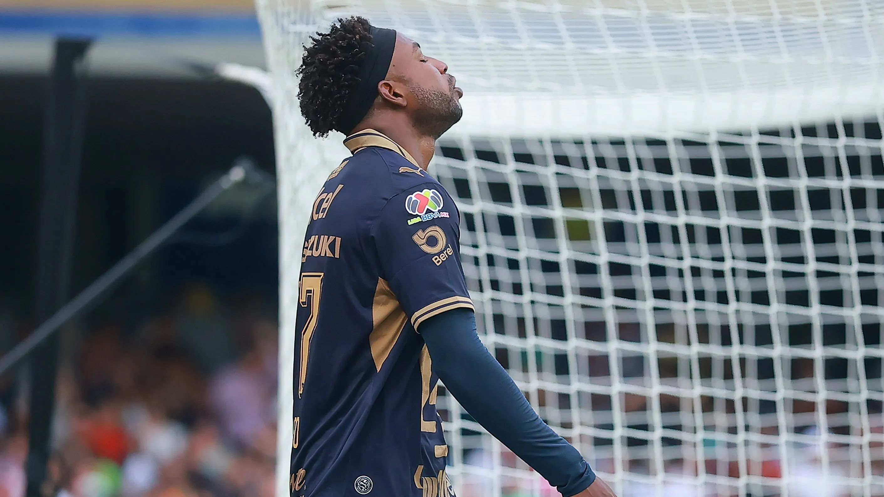 Angulo vuelve a quedar marginado en Pumas [Foto: Getty]