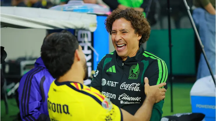 Guillermo Ochoa hace invitación a americanistas para su homenaje