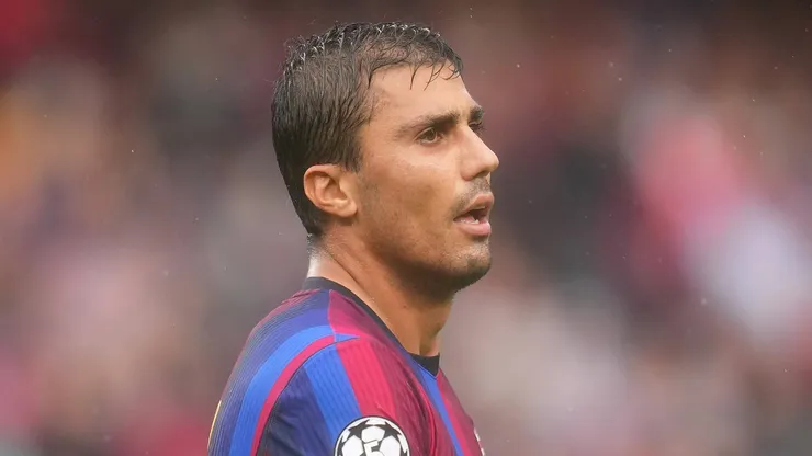 Rodri Hernández no es titular con Barcelona ante PSG