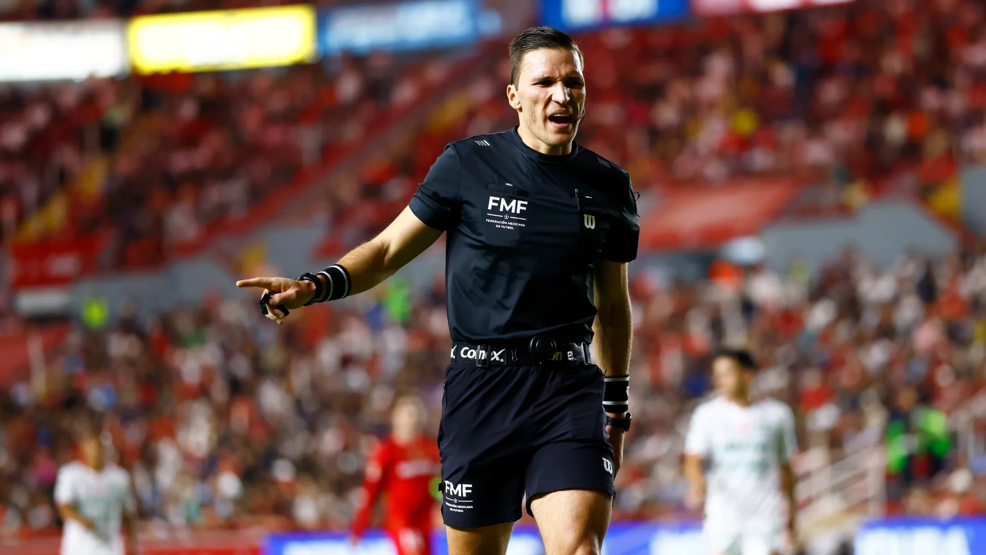 Yonatan Peinado, árbitro de la Liga MX.