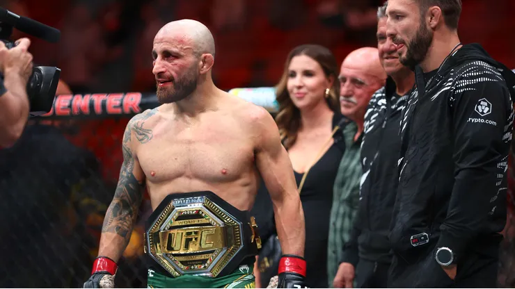 Alexander Volkanovski buscará extender su reinado en el peso pluma.
