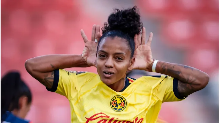 Geyse despega en la tabla de goleo rumbo al título