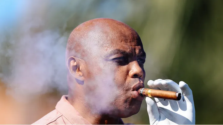 Charles Barkley confesó deberle su fortuna a Michael Jordan.