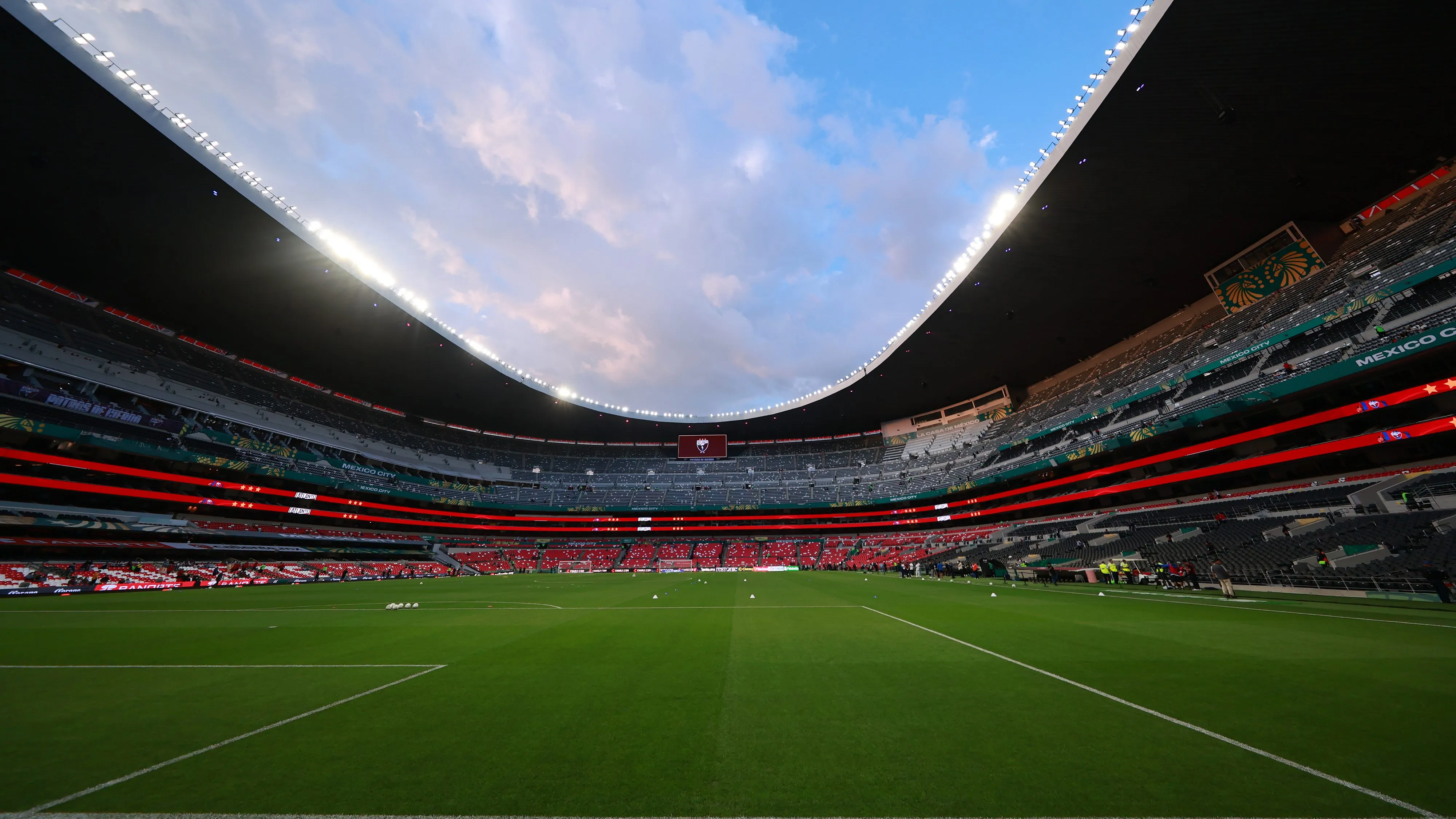 El Azteca aguarda por América-Pachuca [Foto: Getty]