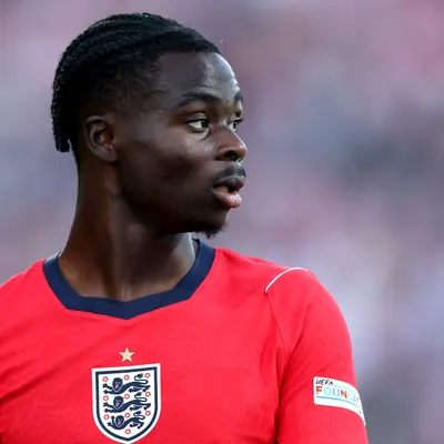Bukayo Saka recibe Premio Sócrates por gran labor