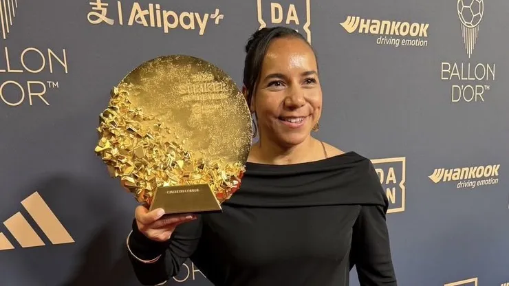 ¿Por qué no se hizo oficial el premio a Charlyn Corral previo al Balón de Oro?