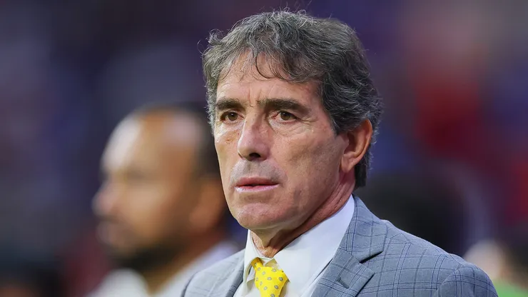 Guillermo Almada tiene la posibilidad de meter al América en Liguilla a falta de 3 fechas.