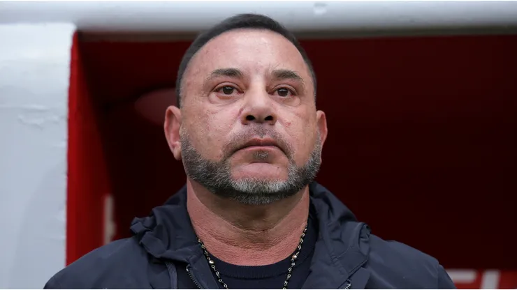 Mohamed sueña con volver a dirigir en su país.
