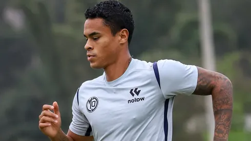 ¿Firmará por la “U”? Se filtró hinchaje de Olivares