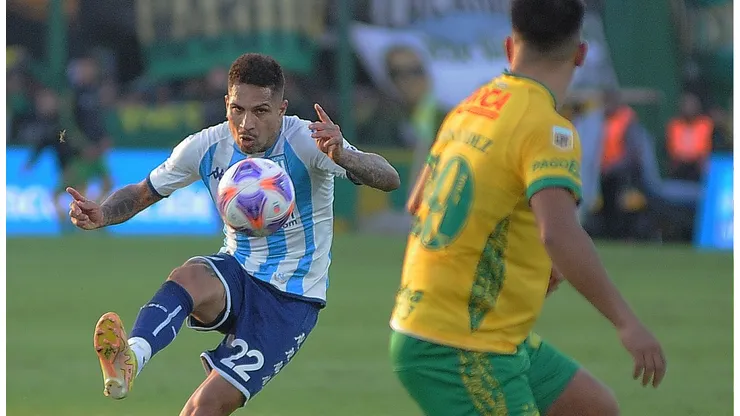 Paolo Guerrero fue titular todo el partido en el empate de Racing Club vs. Defensa y Justicia