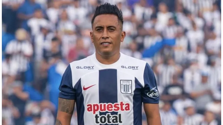 "Hoy Christian Cueva no justifica el sueldo que se está llevando en Alianza Lima"