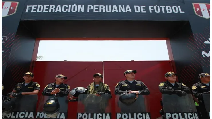 Fiscalía ejecuta una orden de allanamiento en la Videna.
