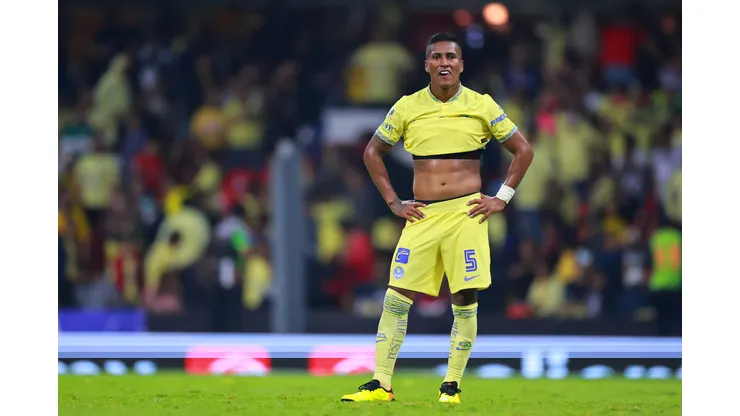 MEXICO CITY, MEXICO - OCTOBER 22: Pedro Aquino of America reacts during the semifinal second leg match between America and Touca as part of the Torneo Apertura 2022 Liga MX at Azteca on October 22, 2022 in Mexico City, Mexico. (Photo by Hector Vivas/Getty Images)