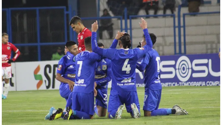 ¡Un Vendaval de goles! Binacional se dio un banquete con Unión Comercio.