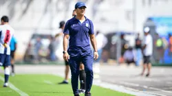 Salas recibe críticas por su manejo en Alianza