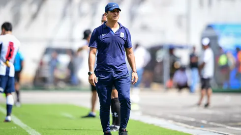 Salas recibe críticas por su manejo en Alianza