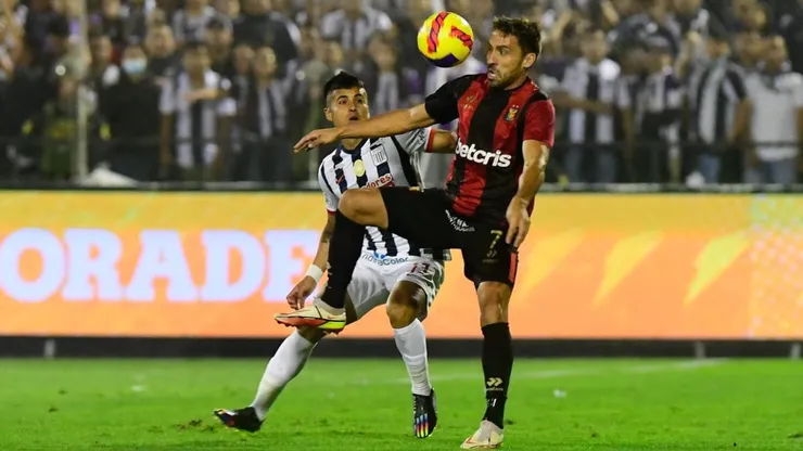 Alianza Lima cayó ante Melgar en el minuto final