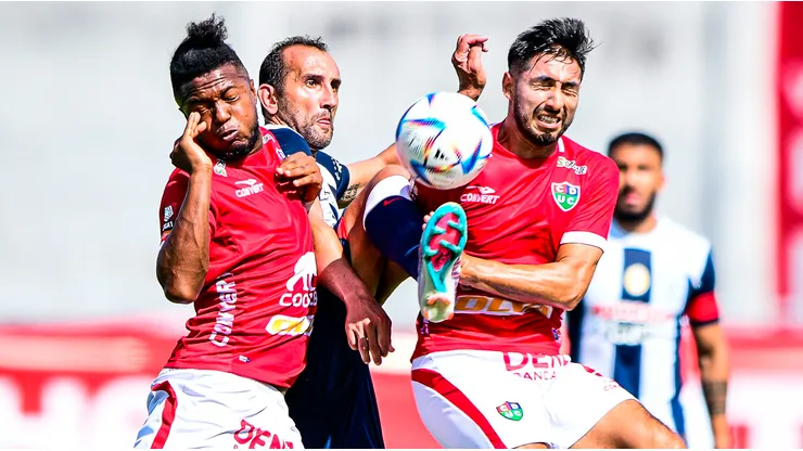 Liga 1: Lo despieron a un mes de ficharlo
