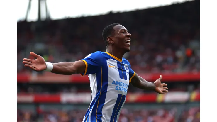LONDON, ENGLAND - MAY 14: Pervis Estupinan of Brighton & Hove Albion celebrates after scoring the team's third goal during the Premier League match between Arsenal FC and Brighton & Hove Albion at Emirates Stadium on May 14, 2023 in London, England. (Photo by Julian Finney/Getty Images)