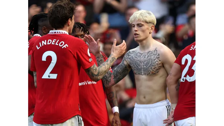 MANCHESTER, ENGLAND - MAY 13: Alejandro Garnacho of Manchester United celebrates after scoring the team's second goal with teammates during the Premier League match between Manchester United and Wolverhampton Wanderers at Old Trafford on May 13, 2023 in Manchester, England. (Photo by Clive Brunskill/Getty Images)