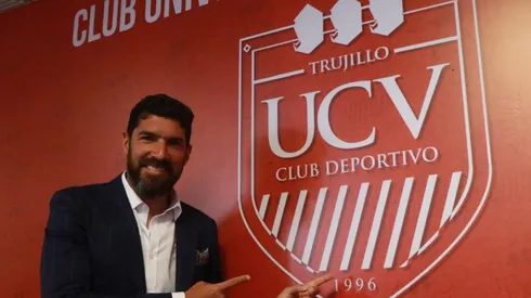 El Loco Abreu deja tajante mensaje a la "U" y a Jorge Fossati