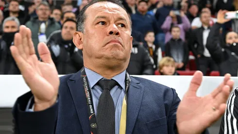 Reynoso endiosa a Raul Ruidiaz y dice que todos se sientan para verlo definir