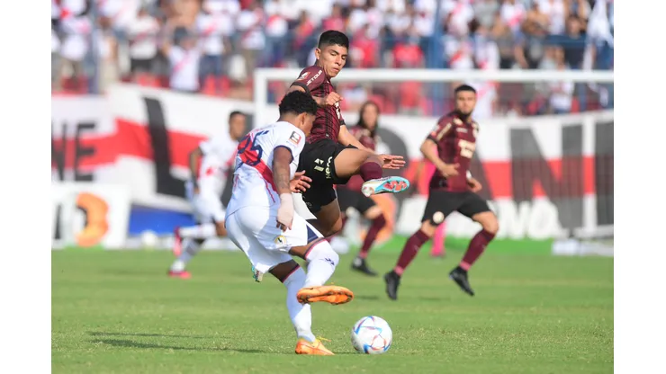 Histórico club de Liga 1 exige la renuncia de su administración.