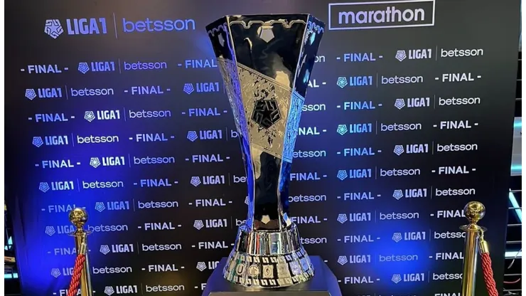 Club grande y tradicional sale campeón, pero tiene deuda con jugadores