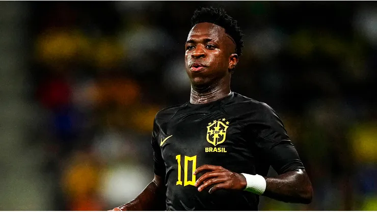 Brasil goleó a Guinea con show de Vinicius