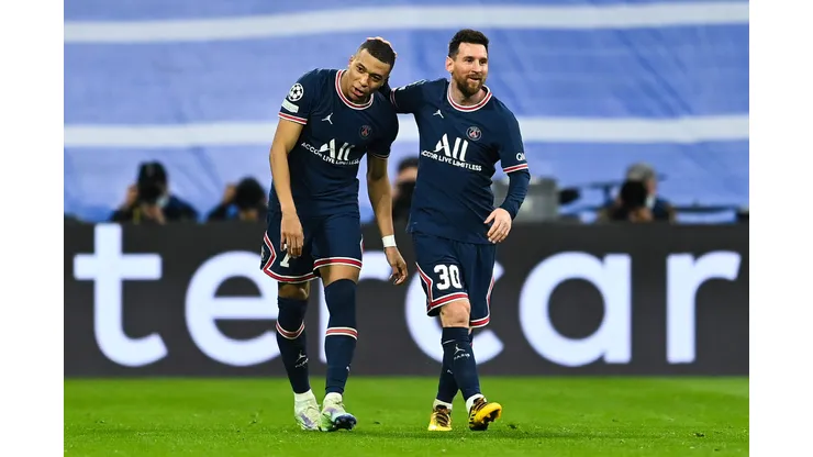 Mbappé defiende a Messi de las críticas