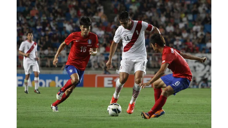 Corea del Sur vs. Perú 2013