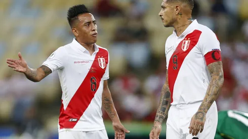 Cueva trolea a Paolo Guerrero