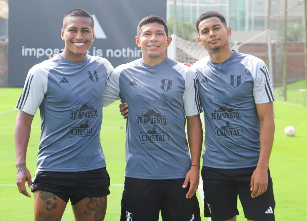 Entrenamiento de la selección previo a su viaje a Seúl