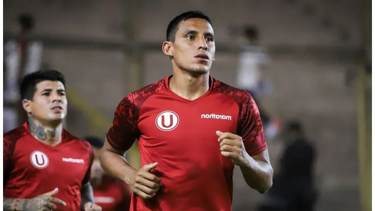 Valera sufre acto repudiable por defensor de Santa Fe