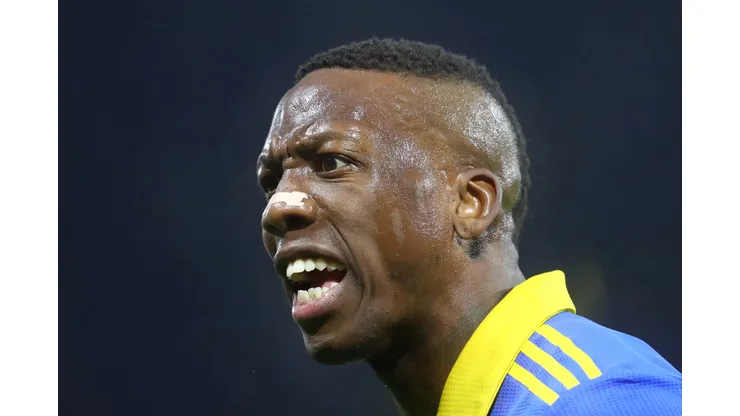 BUENOS AIRES, ARGENTINA - JUNE 6: Luis Advincula of Boca Juniors reacts after a referee's call during a Copa CONMEBOL Libertadores 2023 group F match between Boca Juniors and Colo Colo at Estadio Alberto J. Armando on June 6, 2023 in Buenos Aires, Argentina. (Photo by Marcos Brindicci/Getty Images)