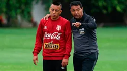 Ñol Solano critica a Cueva por jugar en el Perú