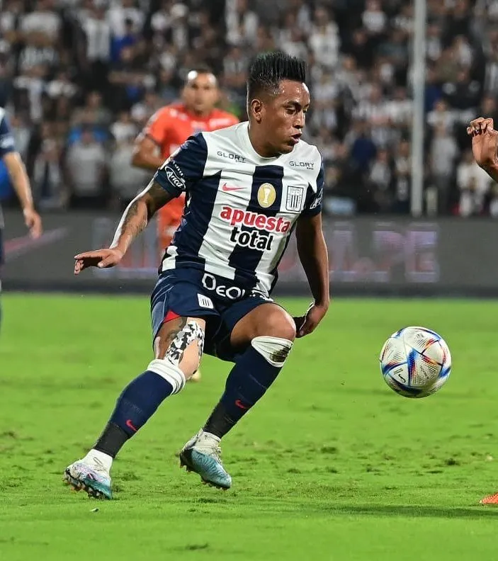 Christian Cueva fue convocado a la selección