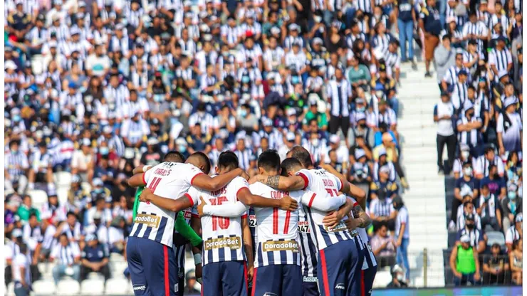 Hinchas de Alianza molestos porque Chicho no fue elegido DT del mes