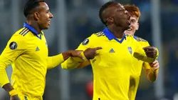 Advíncula marcó un golazo