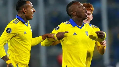 Advíncula marcó un golazo