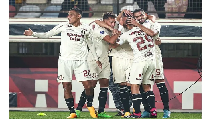 La "U" cumple récord histórico con gol a Independiente Santa Fe