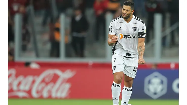 Hulk es duda en el Mineiro