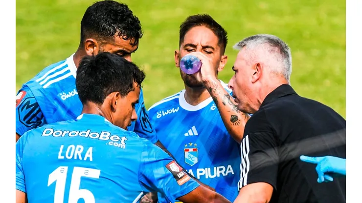 Con una polémica ausencia: el 11 de Cristal para la Libertadores